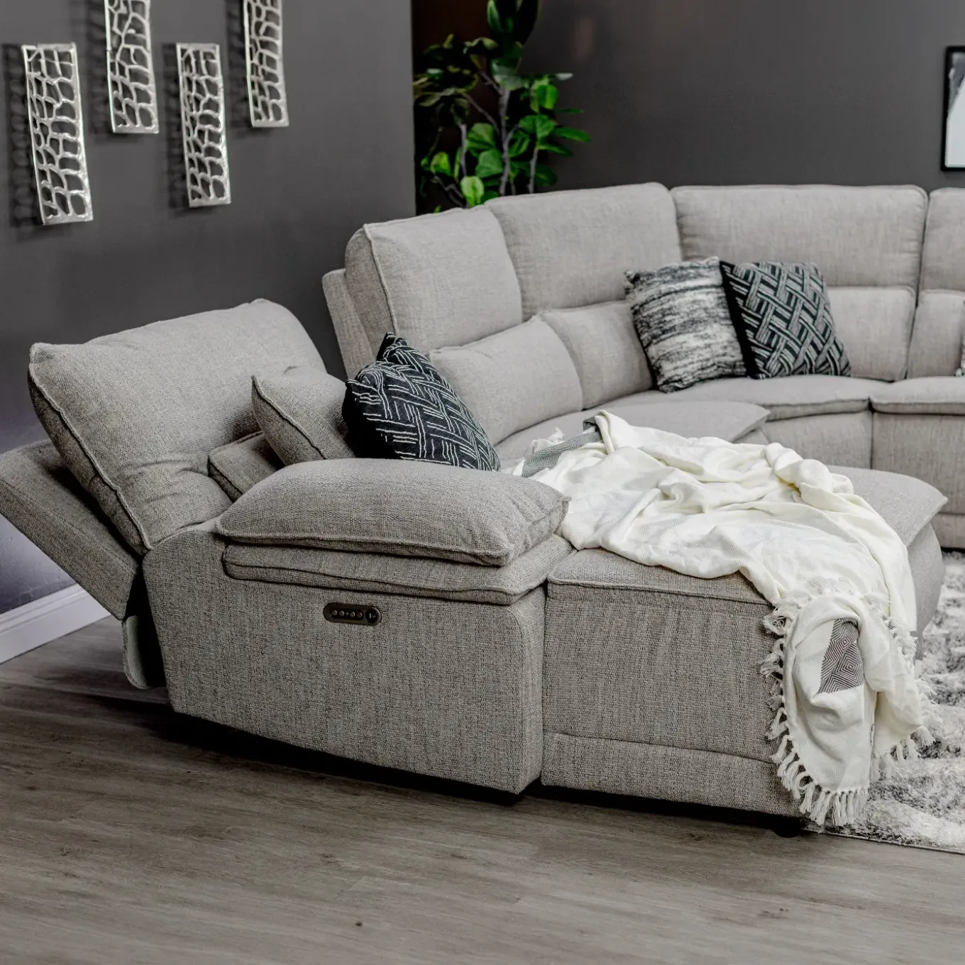 Goliath 3pc Power Sofa LAF Chaise