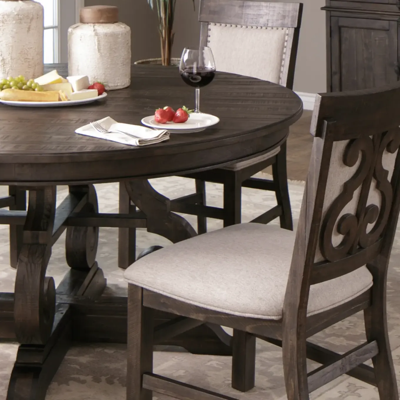 Hacienda 48" Round Dining Table