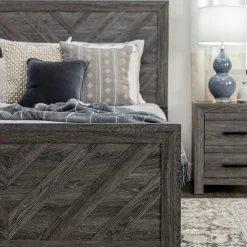 Kelcey Full Bed, Chest & Nightstand